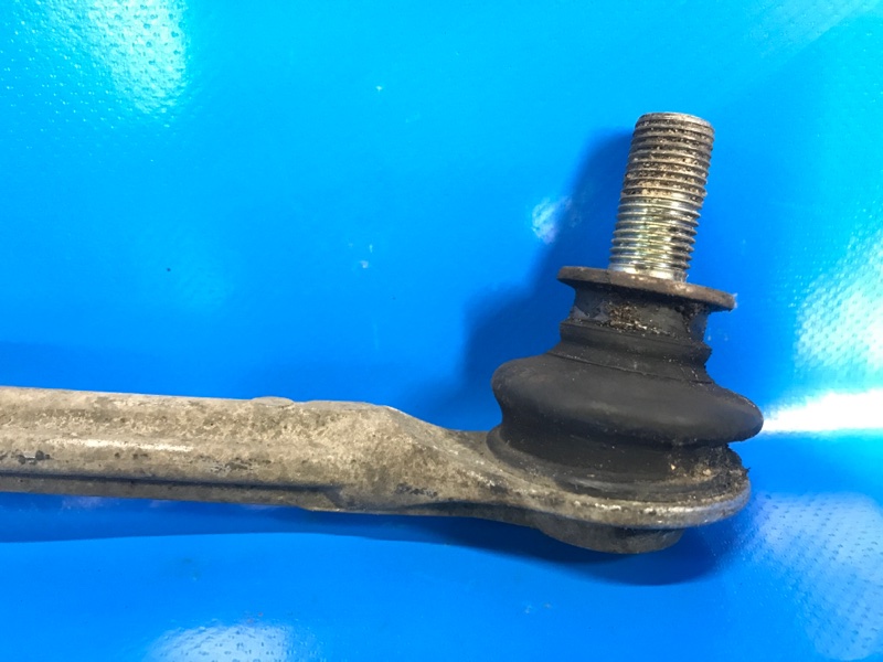 Стойка стабилизатора передняя правая PRIUS - 30 09-17