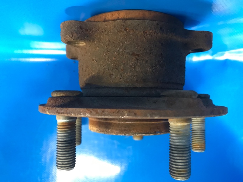 Ступица задняя левая CX-5 (KE) 11-17 Ступица задняя левая CX-5 (KE) 11-17