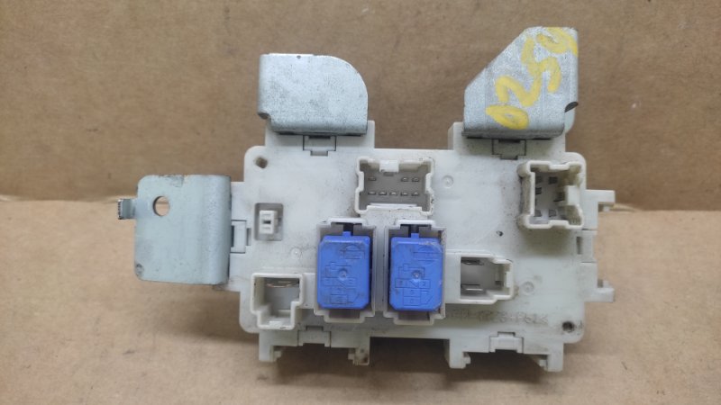 Блок предохранителей салон MURANO Z50 02-07 2004 3.5 VQ35DE Блок предохранителей салон MURANO Z50 02-07 2004 3.5 VQ35DE