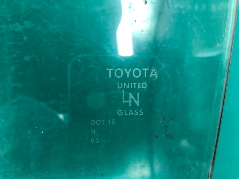 Стекло двери заднее левое TOYOTA CAMRY 40 06-11 2.5 2ARFE Стекло двери заднее левое TOYOTA CAMRY 40 06-11 2.5 2ARFE