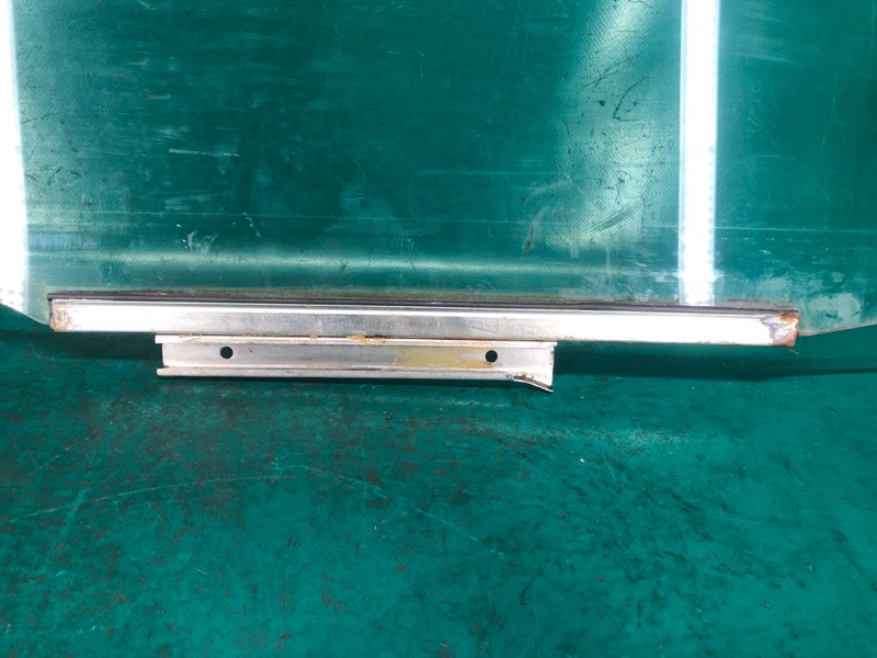 Стекло двери заднее левое CAMRY 40 06-11 2010 2.5 2ARFE Стекло двери заднее левое CAMRY 40 06-11 2010 2.5 2ARFE