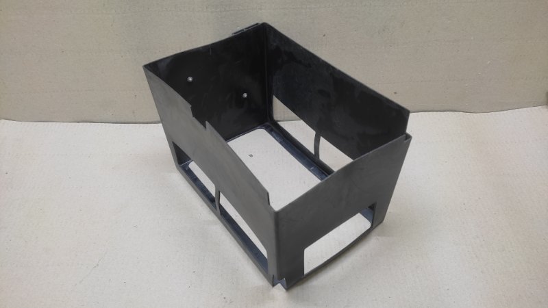 Короб аккумулятора LEXUS GS350 GS300 05-11 Седан 3.5