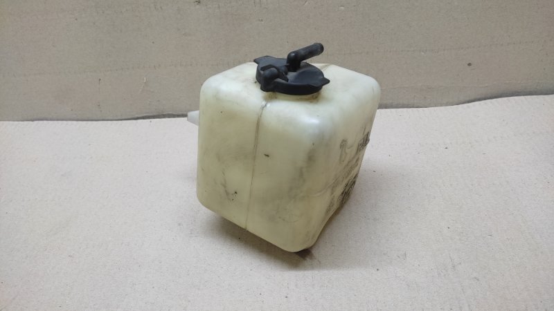 Бачок расширительный GS350 GS300 05-11 2009 Седан 3.5