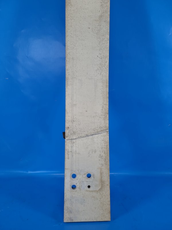 Усилитель переднего бампера PRIUS PLUS 11-14