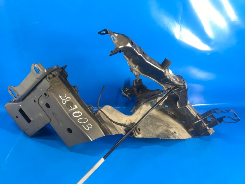 Лонжерон передний правый TOYOTA PRIUS PLUS 11-14 53213-47040 Б/У