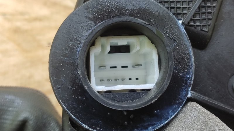 Замок двери передний левый SIENNA 03-10 2006 3.5 2GR-FE Замок двери передний левый SIENNA 03-10 2006 3.5 2GR-FE