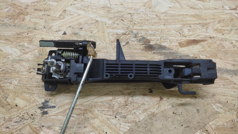 Ручка двери наружная передняя левая TOYOTA SIENNA 03-10 3.5 2GR-FE