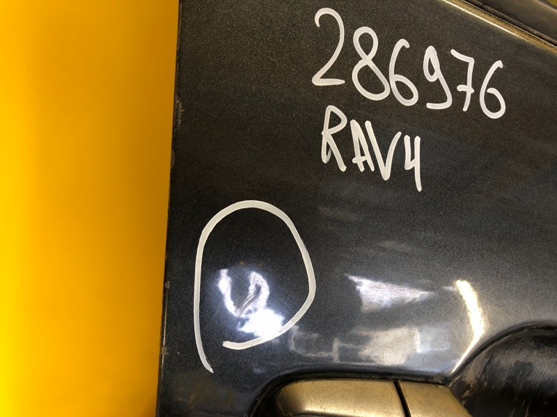 Дверь передняя правая TOYOTA RAV4 05-12 Дверь передняя правая TOYOTA RAV4 05-12