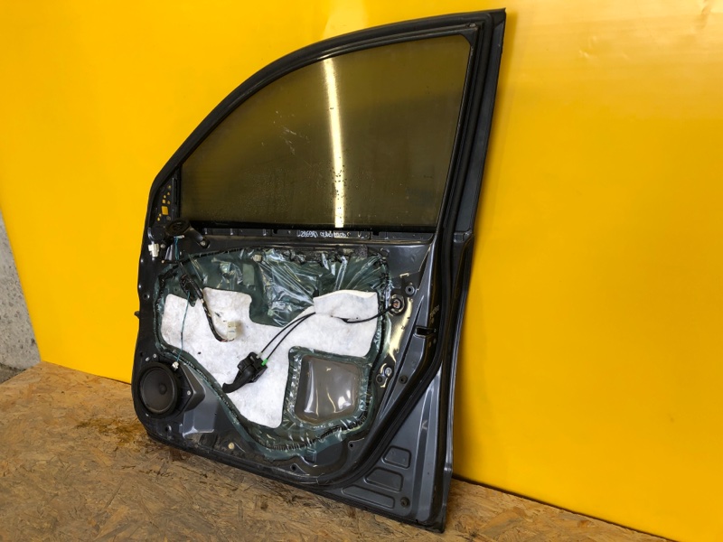 Дверь передняя правая RAV4 05-12 Дверь передняя правая RAV4 05-12