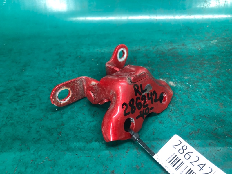 Запчасть петля двери верхняя задняя левая TOYOTA CAMRY 40 06-11 2010 2.5 2ARFE 68760-06010 Б/У Петля двери верхняя задняя левая TOYOTA CAMRY 40 06-11 2010 2.5 2ARFE 68760-06010 Б/У