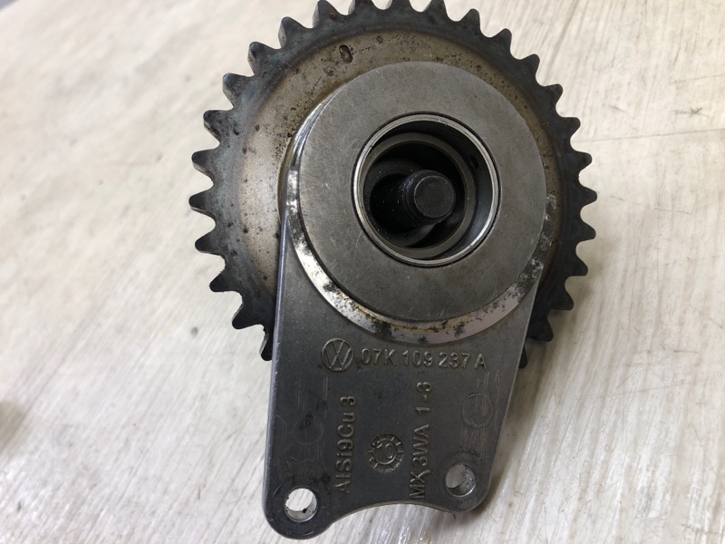 Шестерня ГРМ JETTA USA 10-17 2011 Седан CBTA 2.5L