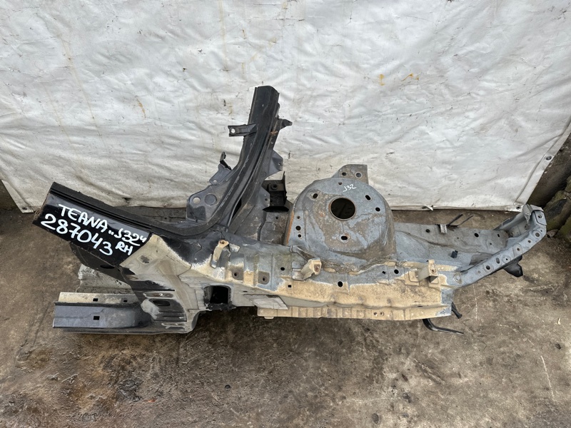 Четверть кузова передняя правый TEANA J32 08-14