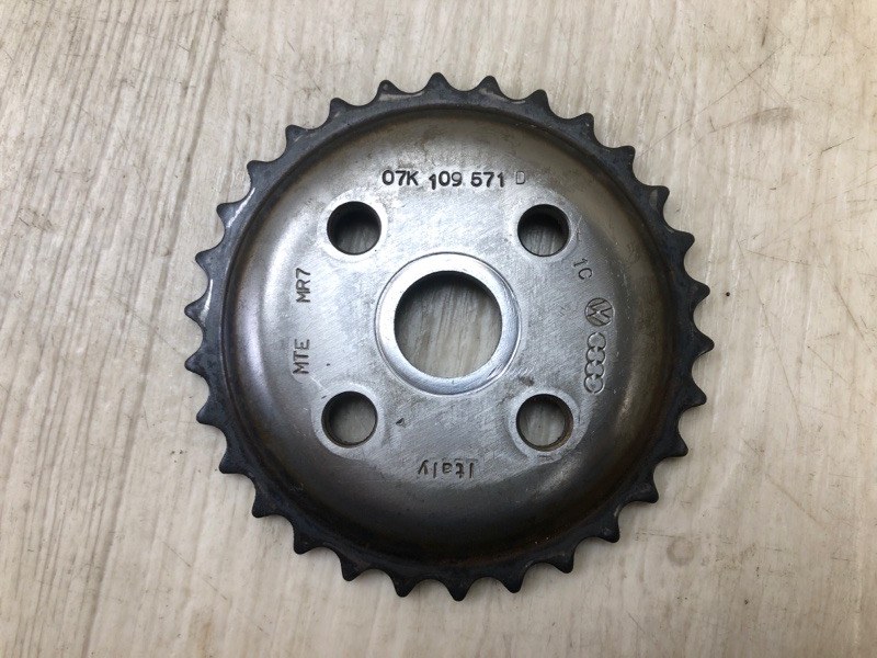 Шестерня распредвала VOLKSWAGEN JETTA USA 10-17 2011 Седан CBTA 2.5L 07K109571D Б/У