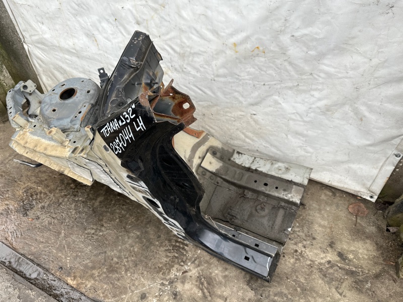 Четверть кузова передняя левый TEANA J32 08-14