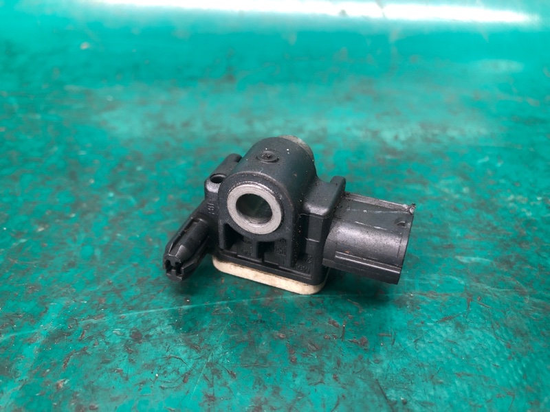 Датчик удара передний NISSAN PATHFINDER R52 12-21 3.5 VQ35DD