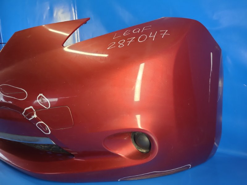 Бампер передний LEAF 10-17