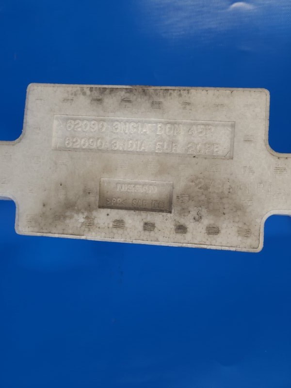 Наполнитель бампера передний NISSAN LEAF 10-17