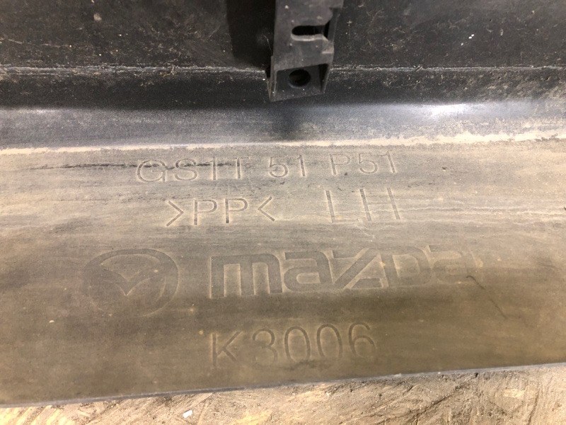 Накладка порога наружная левая 6 GH 07-12