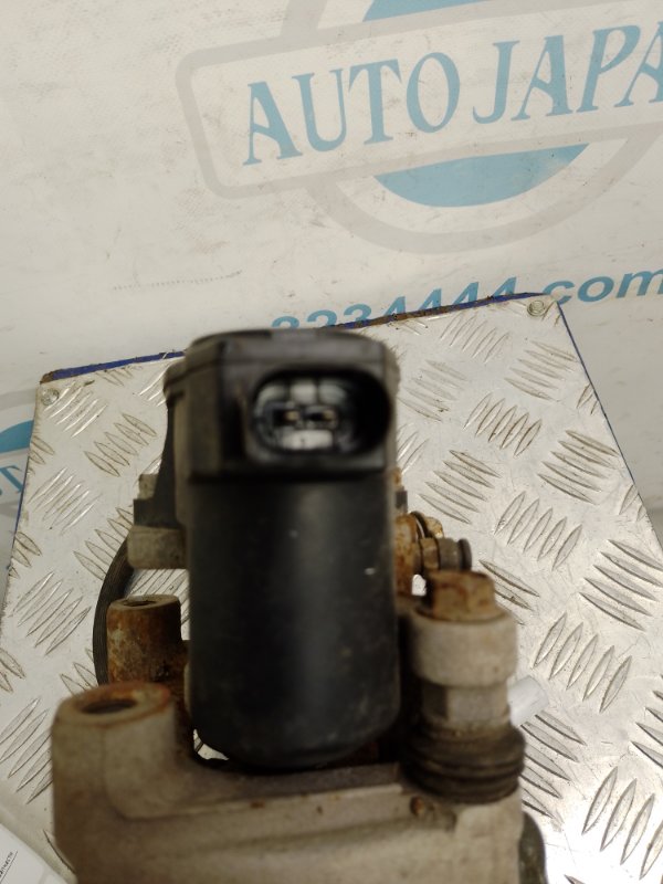 Суппорт тормозной задний левый TUCSON TL 15-20