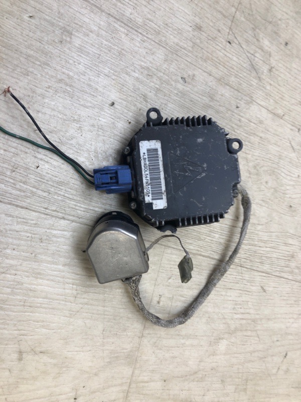 Блок розжига ксенона ACURA MDX (YD2) 06-13 33129-STX-A01 Б/У