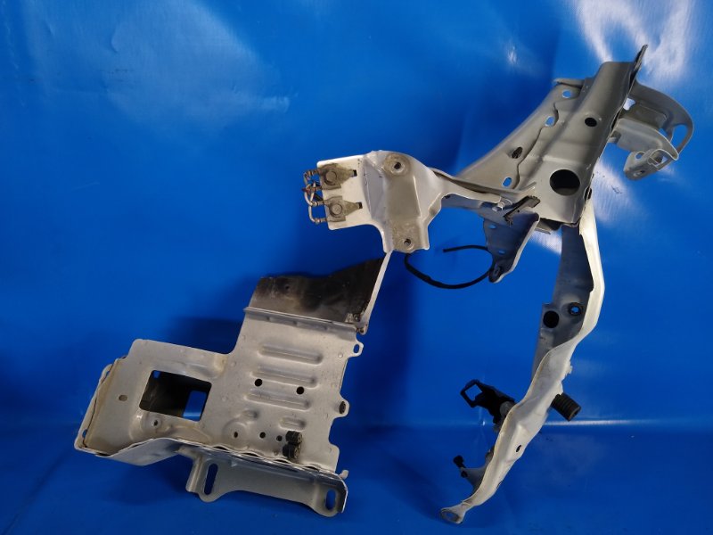 Лонжерон передний правый PRIUS PLUS 11-14