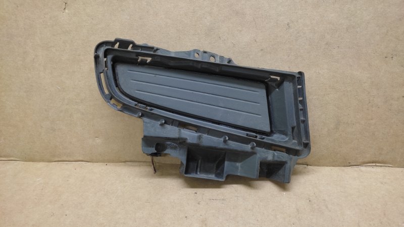 Заглушка ПТФ передняя правая MAZDA 3 BK 03-08 2008 Седан 2.0 BR5H-50-C11A Б/У