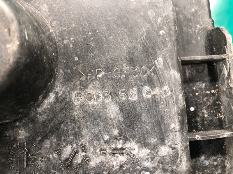 Полка аккумулятора 3 BL 09-13 2012 2.0 LF