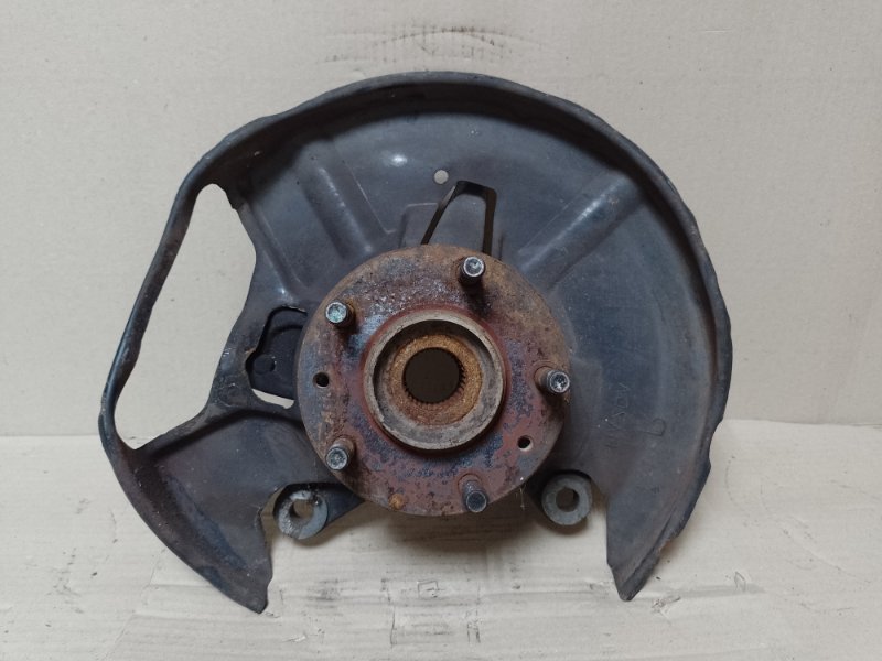 Кулак поворотный правый CX-7 06-12 2008 2.3 L3