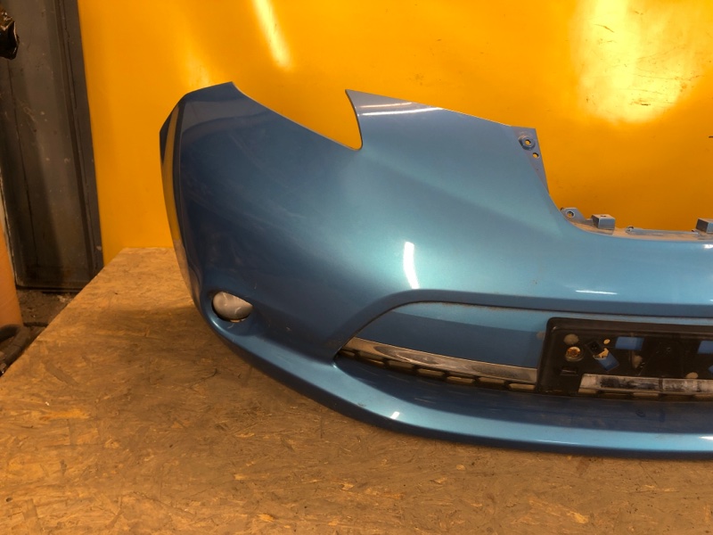 Бампер передний LEAF 10-17