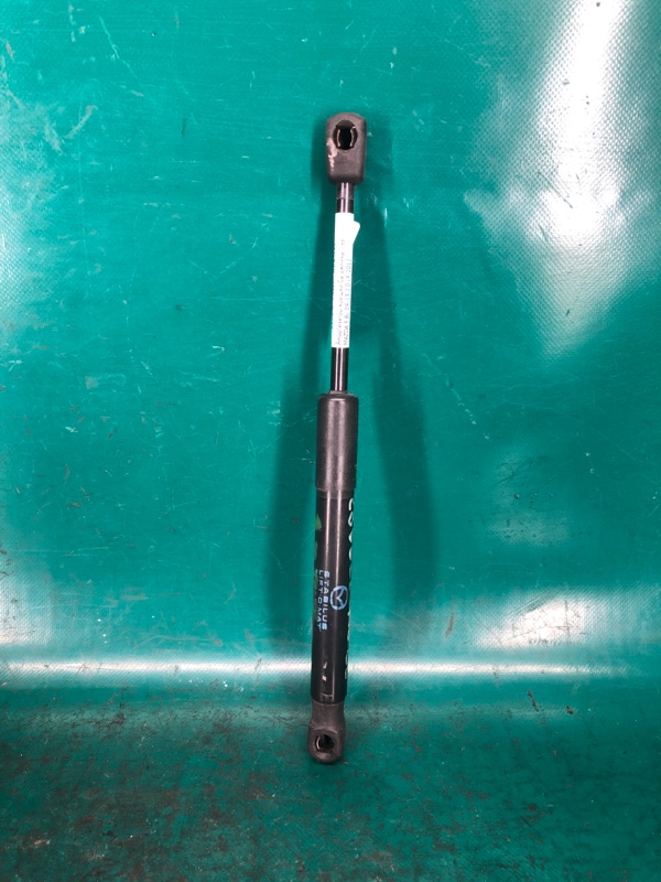 Амортизатор крышки багажника левый MAZDA 3 BL 09-13 2012 2.0 LF BBM4-56-930A Б/У