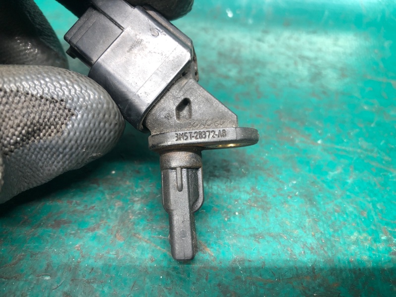 Датчик ABS передний левый MAZDA 3 BL 09-13 2.0 LF