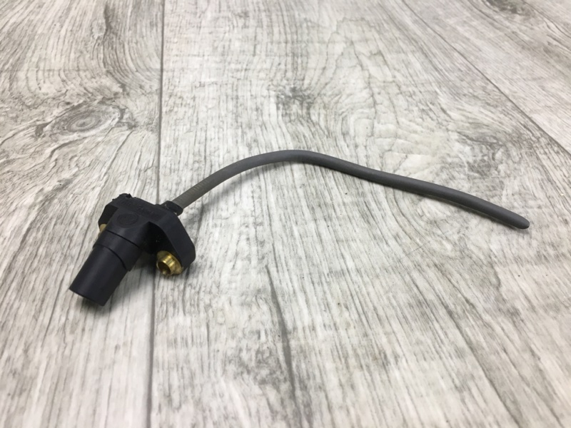 Запчасть датчик положения коленвала VOLKSWAGEN JETTA USA 10-17 2011 Седан CBTA 2.5L 07K906433B Б/У Датчик положения коленвала VOLKSWAGEN JETTA USA 10-17 2011 Седан CBTA 2.5L 07K906433B Б/У