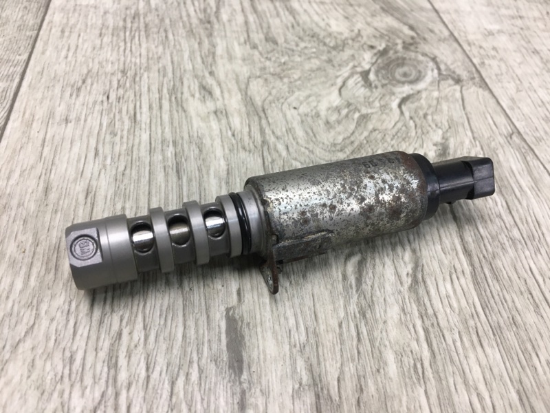 Запчасть клапан изменения фаз грм VOLKSWAGEN JETTA USA 10-17 2011 Седан CBTA 2.5L 06E109257J Б/У Клапан изменения фаз ГРМ VOLKSWAGEN JETTA USA 10-17 2011 Седан CBTA 2.5L 06E109257J Б/У