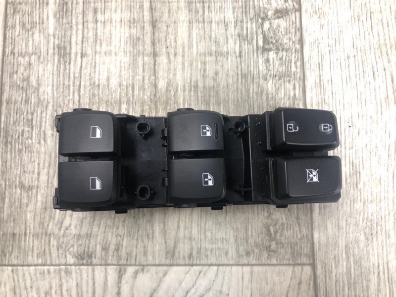 Блок управления стеклоподъемниками передний левый KONA OS 17-23