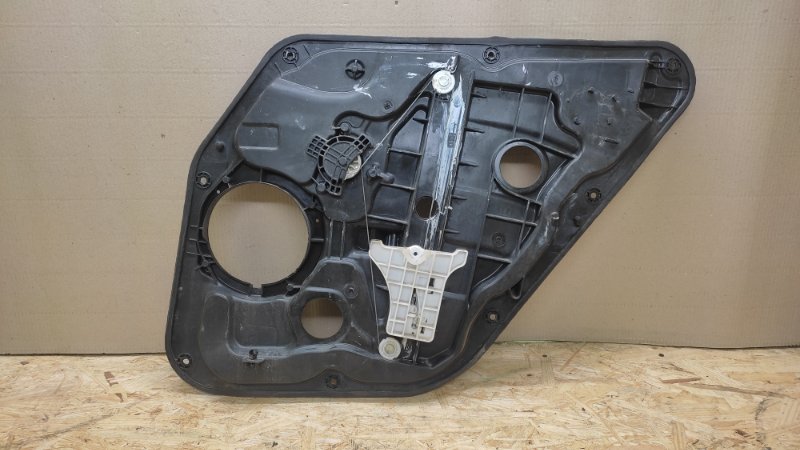 Стеклоподъемник задний левый ELANTRA MD 10-15 2015 MD 1.8 G4NB