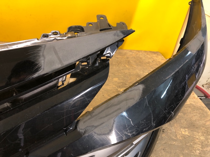 Бампер передний TOYOTA CAMRY 70 17-
