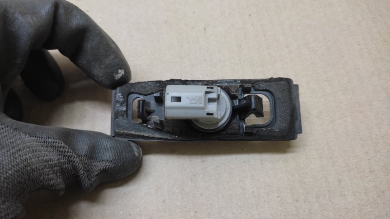 Подсветка номера TOYOTA CAMRY 30 02-06