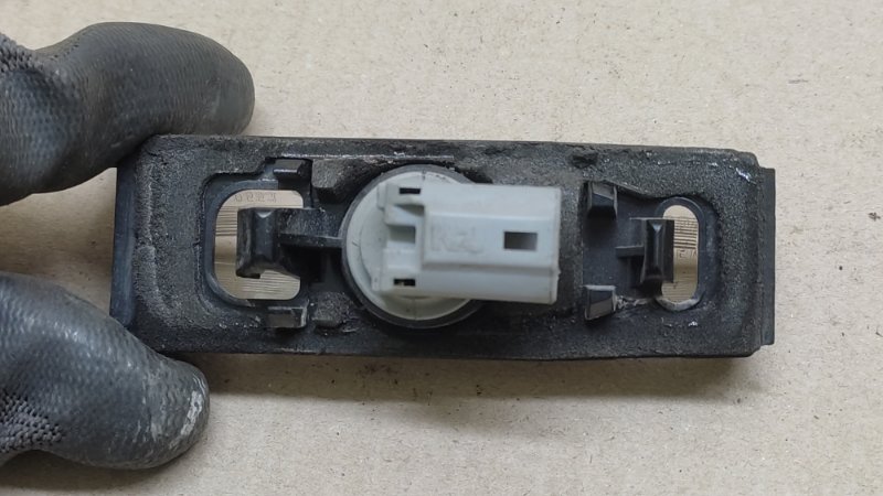 Подсветка номера TOYOTA CAMRY 30 02-06