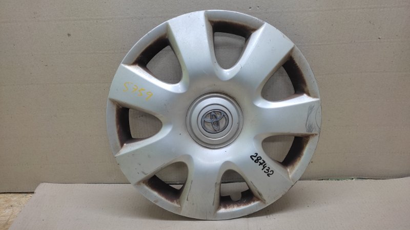 Колпак колесный TOYOTA CAMRY 30 02-06 42621-AA080 Б/У