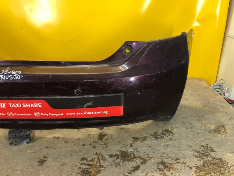 Бампер задний PRIUS - 30 09-17