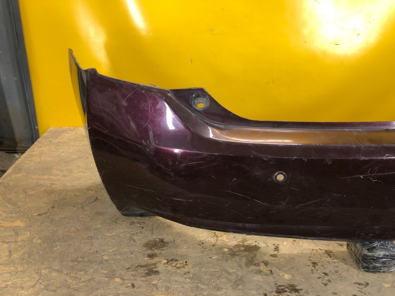 Бампер задний PRIUS - 30 09-17