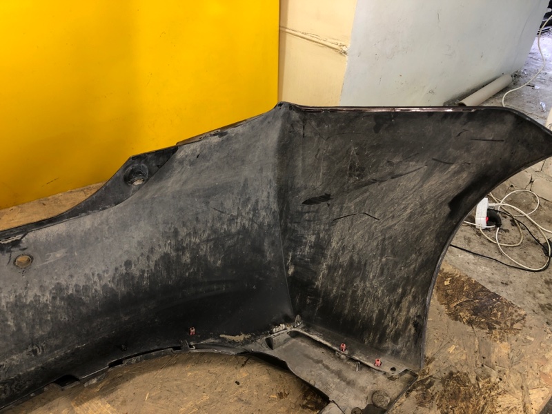 Бампер задний PRIUS - 30 09-17