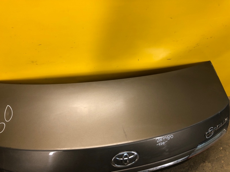 Крышка багажника COROLLA E170 13-19