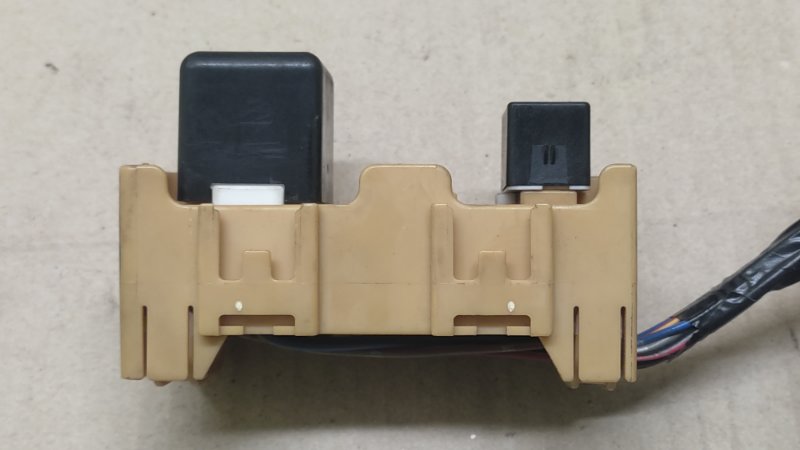 Реле RX300 98-03 2000 3.0 1MZFE