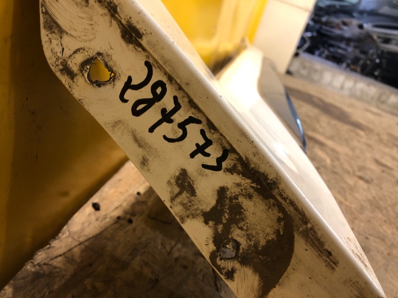 Накладка порога наружная правая LEAF 18-