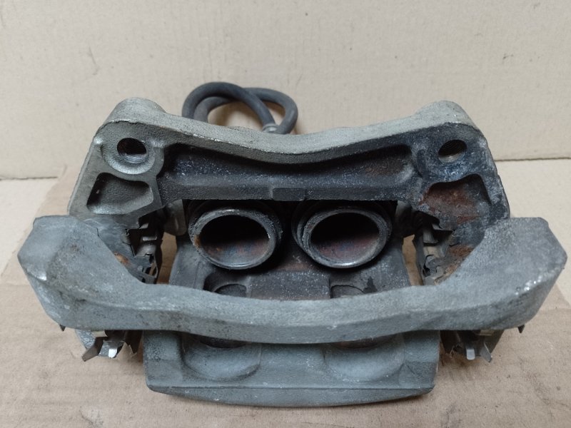 Суппорт тормозной передний левый QX60/JX35 12-20