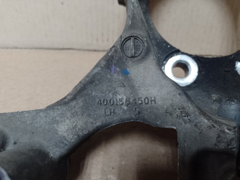 Кулак поворотный передний левый INFINITI QX60/JX35 12-20