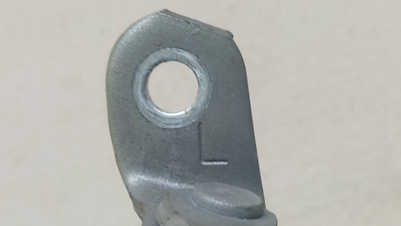 Петля двери нижняя передняя левая RX300 98-03 2000 3.0 1MZFE