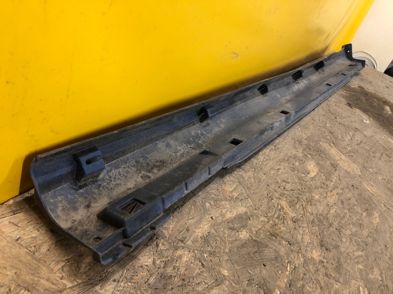 Накладка порога наружная левая SUBARU IMPREZA 00-07 GD/GG