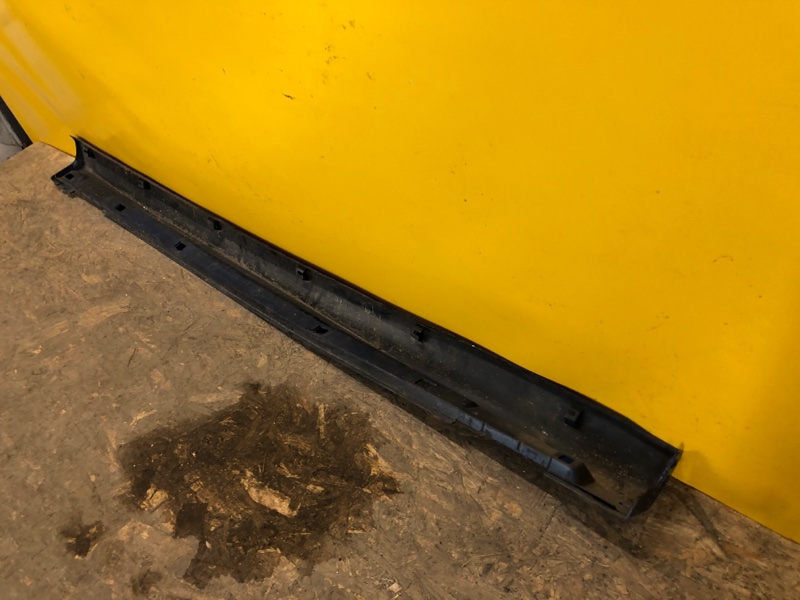 Накладка порога наружная левая IMPREZA 00-07 GD/GG Накладка порога наружная левая IMPREZA 00-07 GD/GG